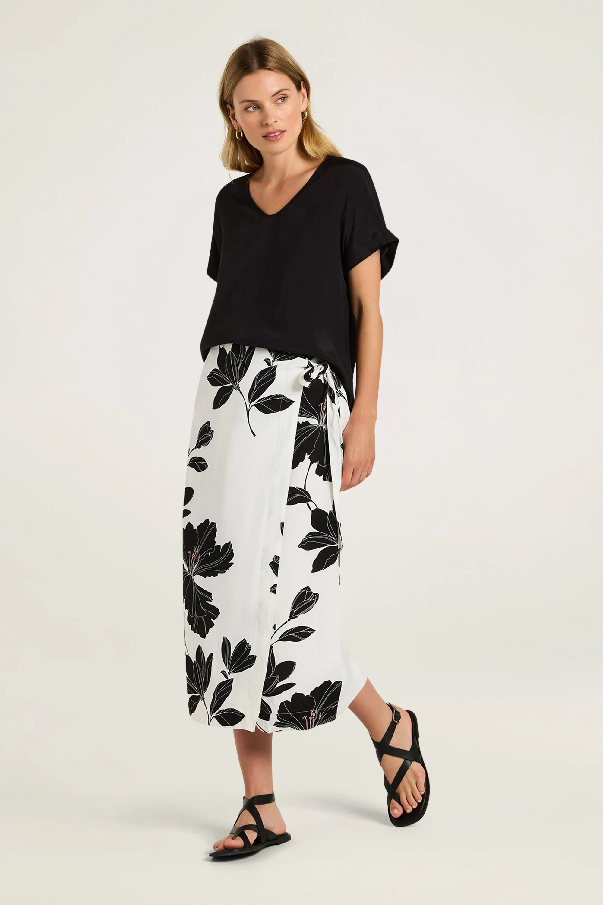 Ebony Top - Image 2