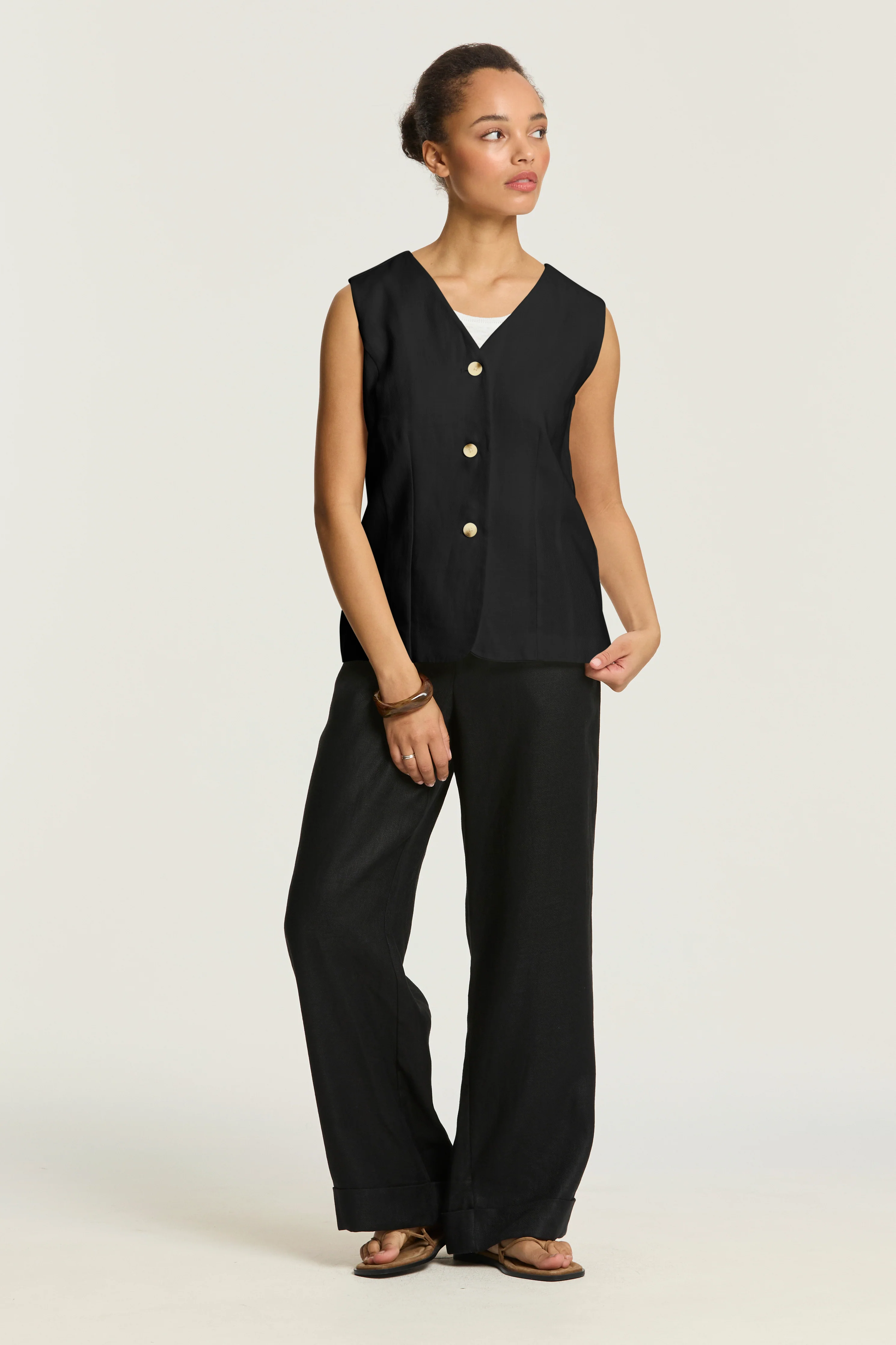 Julia Vest - Image 3