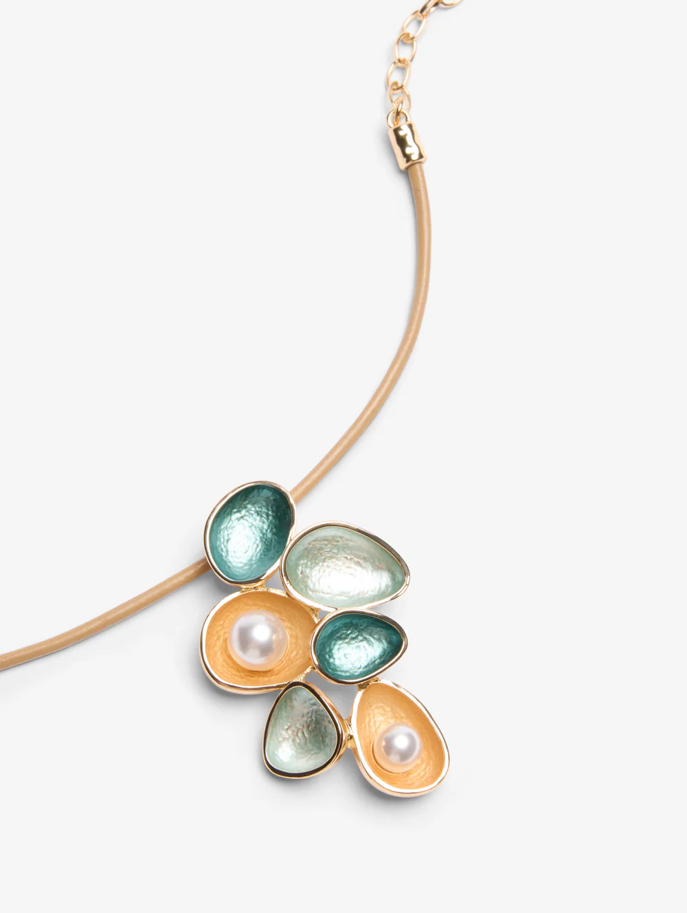 Ocean Pearls Necklace - Image 2