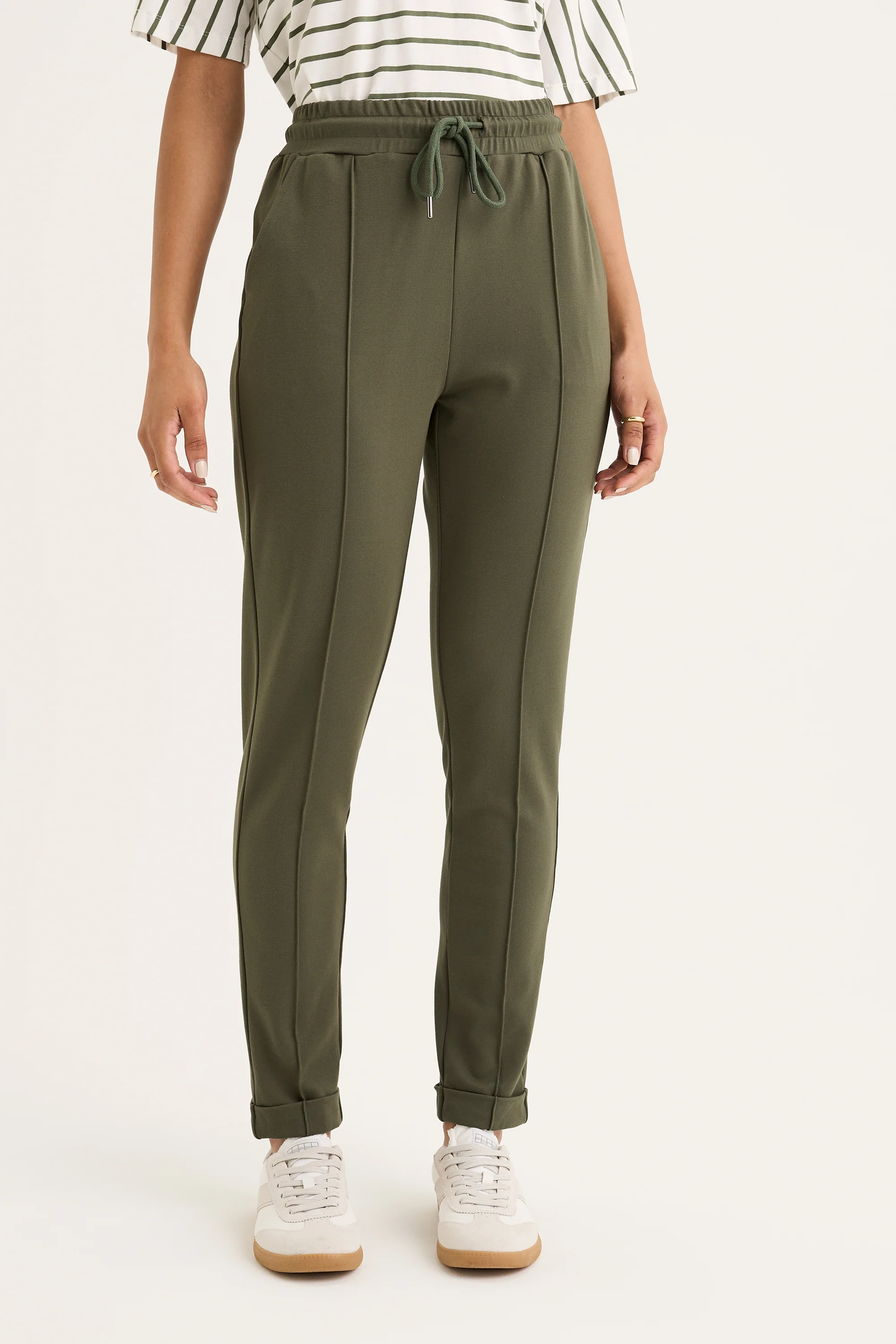Vine Jogger - Image 3