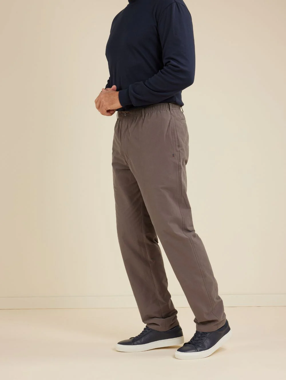 Woodbury Pull On Pant - Image 3